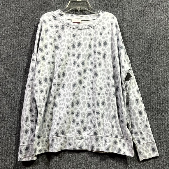 Pink Lily Tops - Pink Lily Sweatshirt Womens Small‎ Multicolor Leopard Print Stretch Side Slit